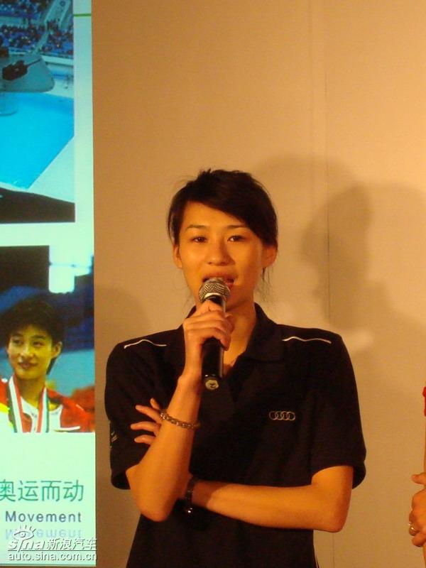 �µϡ���ɫ��ʻ-ݼӢѵ��Ӫ���ܾ�������ͼƬ