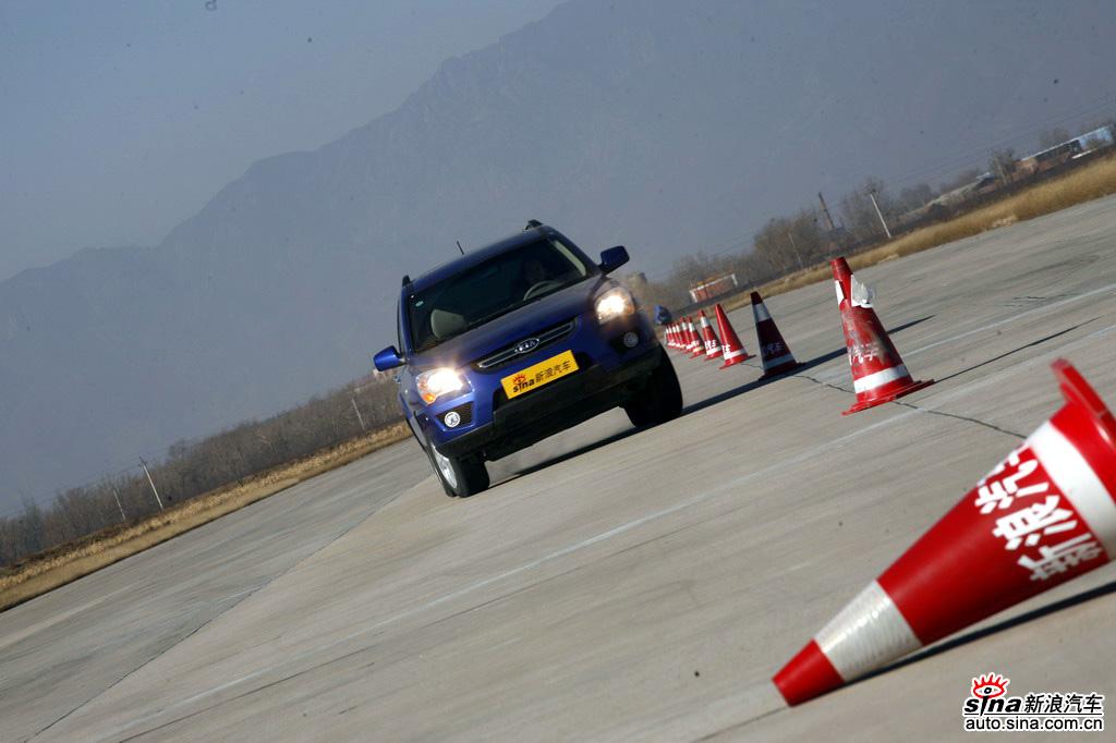 ʨ�ܶ�̬����