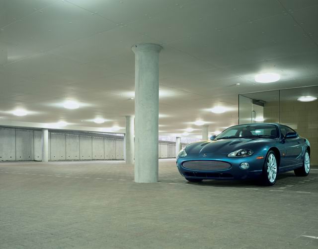 2004ݱXKR