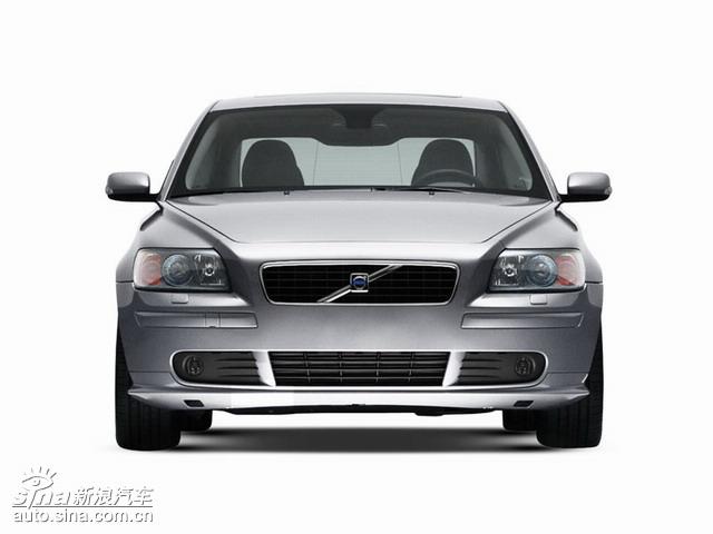 VOLVO S40