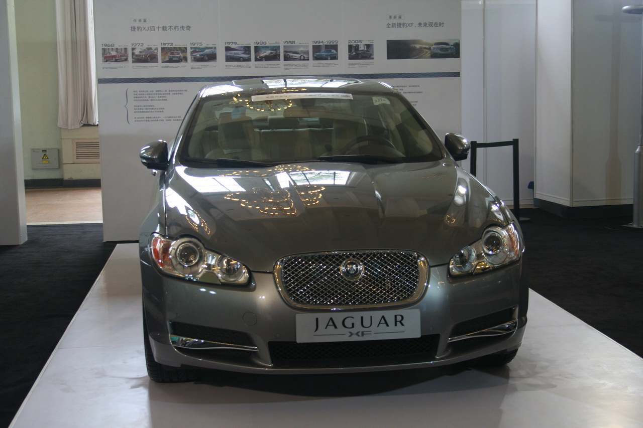 ݱJAGUAR XF