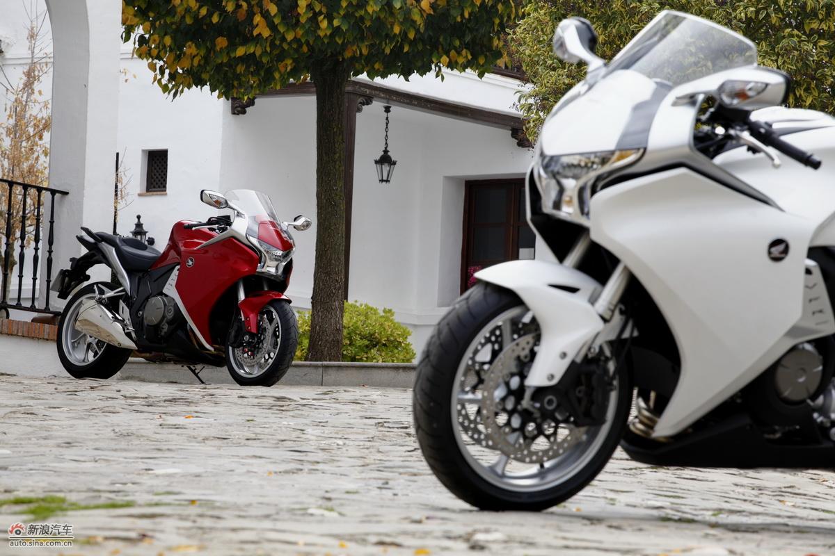 Honda VFR1200Fʽڹڷ ۼ۽25Ԫ