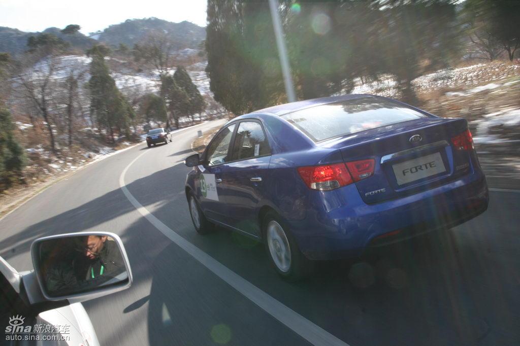 ����Ϲ�·��̬