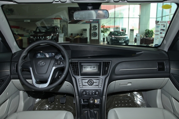 2014D50 1.5L ֶʰ