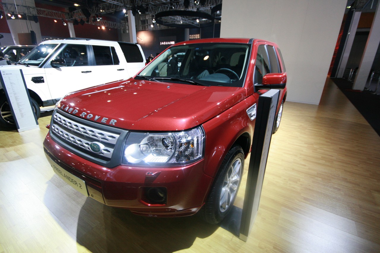 Freelander()