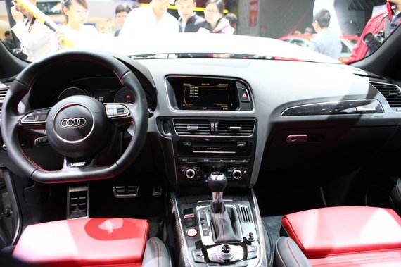 奥迪SQ5