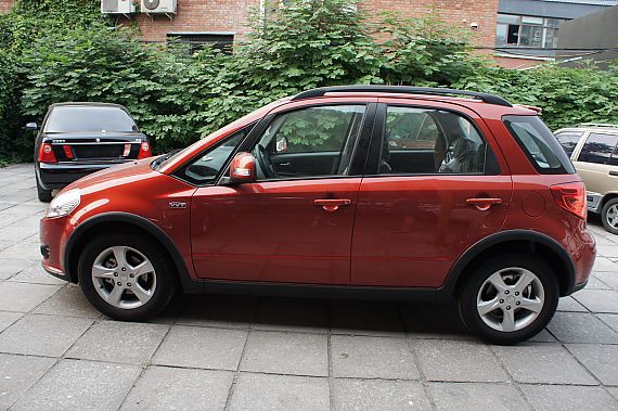 2011SX41.6LԶ鶯