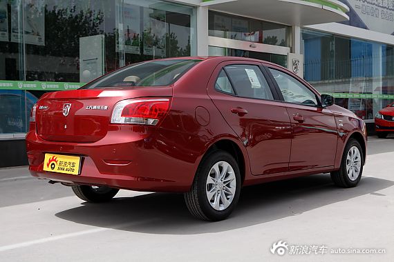 2014款宝骏630 1.5L手动精英型