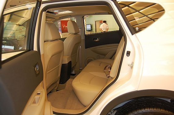 2011款逍客2.0L兩驅CVT XV雷 2011款逍客2.0L兩驅CVT XV雷