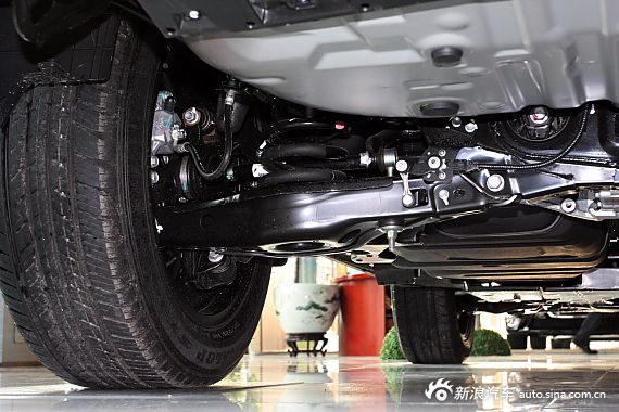 2013款丰田RAV4 2.5L自动四驱豪华版