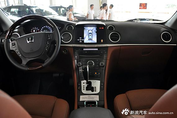 2013���7 SUV�hâ�M(j��n)����