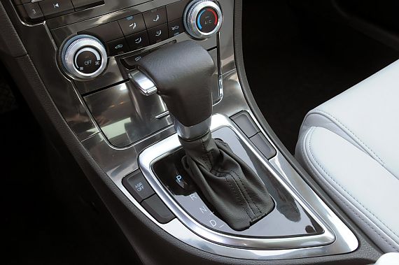 2011�����AH530ԇ�{