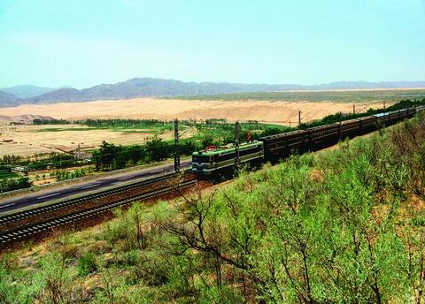 中国第一沙漠铁路