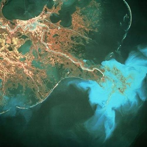 流动垃圾场看世界上最脏的江河湖海组图4
