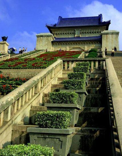 追忆黎明之前 盘点国内红色旅游胜地(组图)