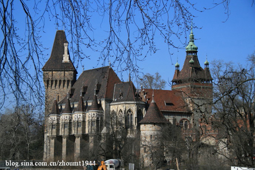 Sina travel pictures: Castle close-range photography: Zhou Mingtao