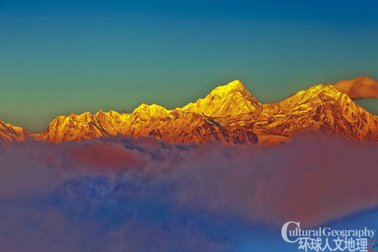 Gongga mountain from bovine Beishan