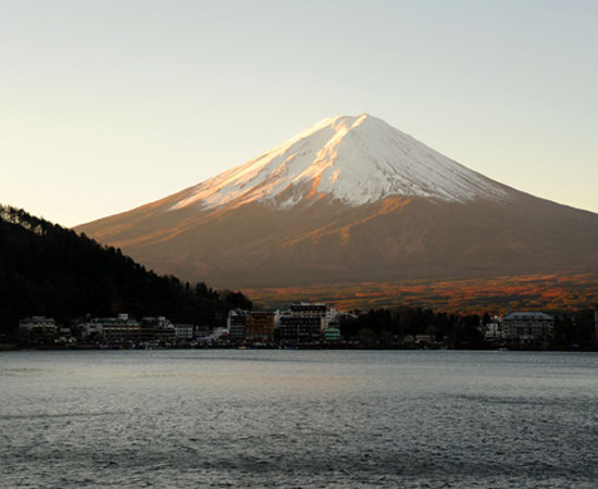 日本富士山下宾馆起火 3名中国游客被送医