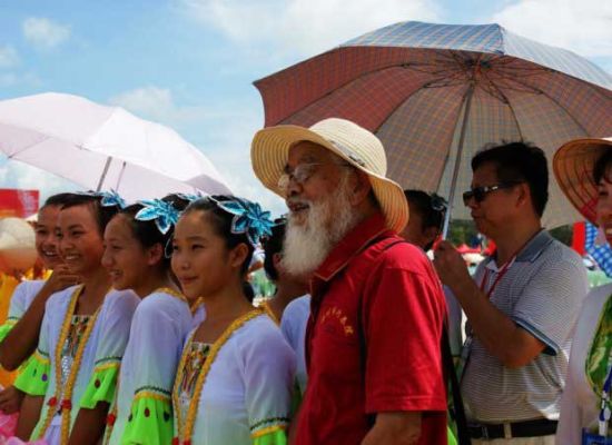 京族哈节深探秘_上品旅游网攻略资讯频道; 越南京族美女