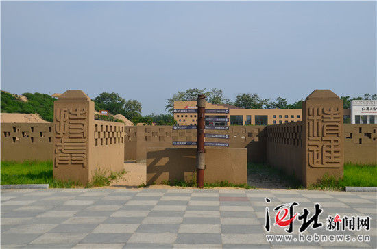 走进金沙湾沙雕大世界 感受滨海大漠奇观