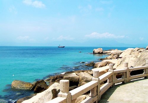 外伶仃岛 在伶仃洋上逐浪飞舟