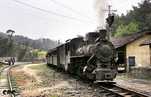 嘉阳:坐最古老蒸汽式小火车 回溯18世纪
