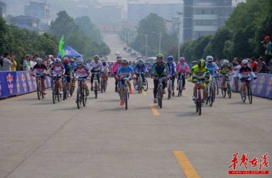 首届“环蒲海”山地自行车邀请赛