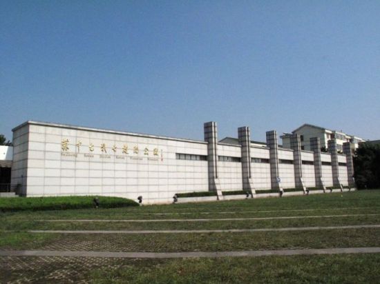 参观海安苏中七战七捷纪念馆