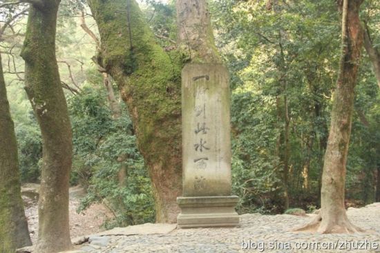 天台山国清寺有着古老的历史