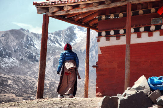 大西北游记去郎木寺拍摄信仰的晨色光芒