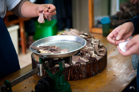 跟随我的西行琐记寻古老美食牛肉面