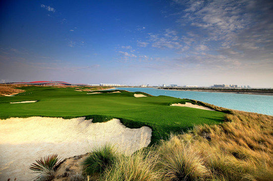 ˹ֿ˹ߠ(Yas Links Golf Course)