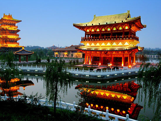 九州之中大美河南 到河南旅游必做的八件事(2)_新浪旅游_新浪网