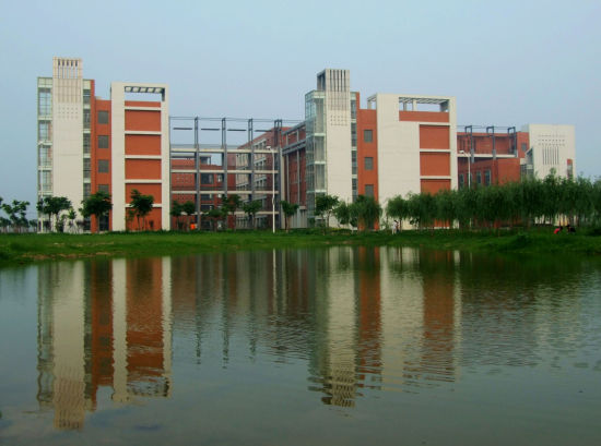 郑州航空工业管理学院 来自郑州航空工业学院