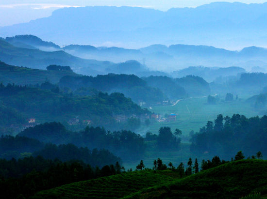 住建部分别通报批评和表扬多处风景名胜区