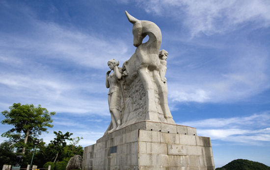 鹿回头公园