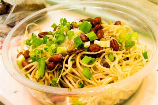 舌尖上的恩施 走街串巷寻地道土家美食