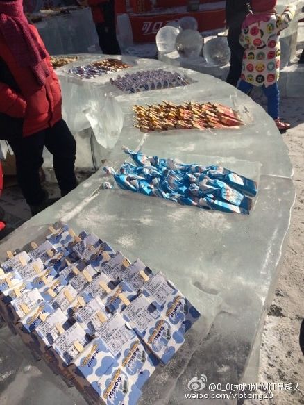 冰雕里卖雪糕 冬季哈尔滨5大任性冰创意