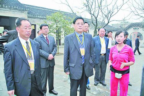 闽台人祖根在固始县63家大姓固始寻根问祖