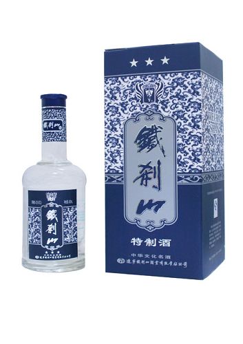 本溪"永隆泉"烧锅酿出的铁刹山酒(图)