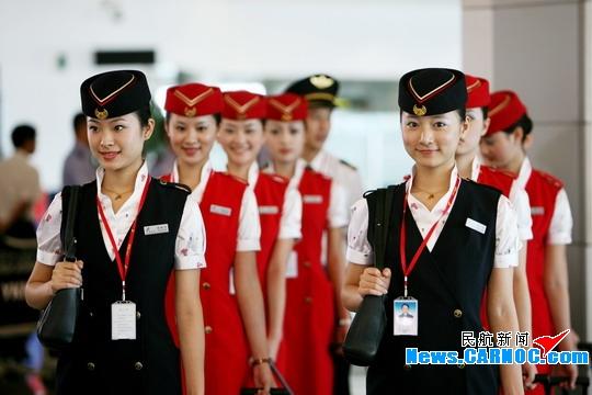 深圳航空公司危机面前依然坚守企业社会责任(