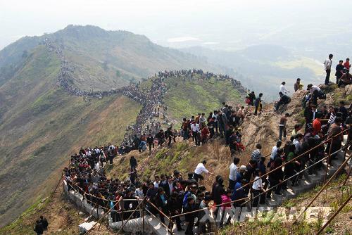 镇江人口图_镇江金山寺(2)