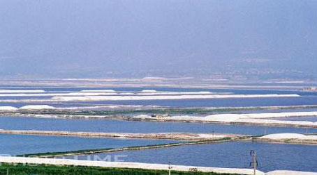 　　运城盐湖(山西运城)