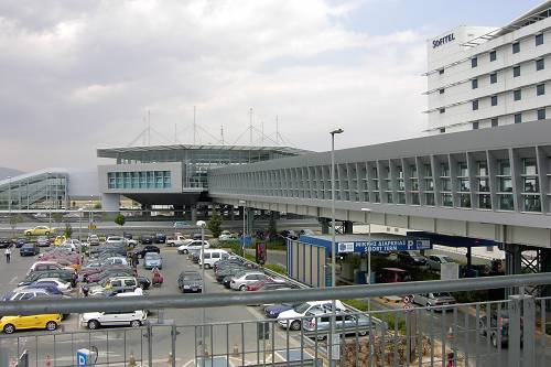 雅典国际机场增加12条抵达航线(组图)