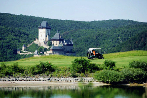 GOLF RESORT KARLSTEJN