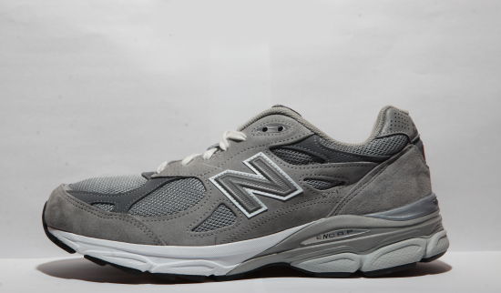 New Balance M990 V3