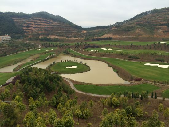 福建漳州东南花都高尔夫俱乐部 纯山地的体验