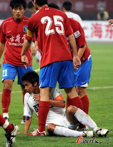 图文-[中甲]上海东亚0-0安徽九方忍受胯下之辱