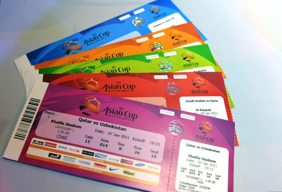 图文-2011年亚洲杯足球赛开始售票 五个球场门