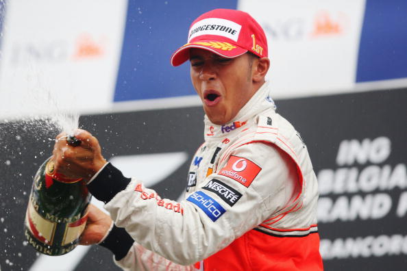 图文-F1比利时站正赛 汉密尔顿激动脸变形_赛